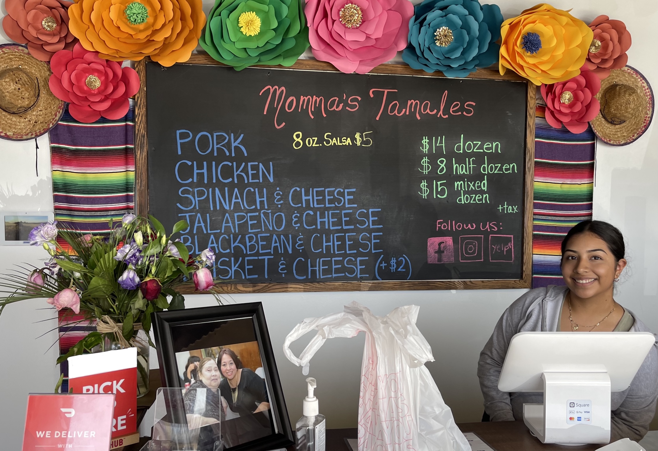 They’re hot! Humble tamales now de rigueur for West U, Bellaire holiday fêtes